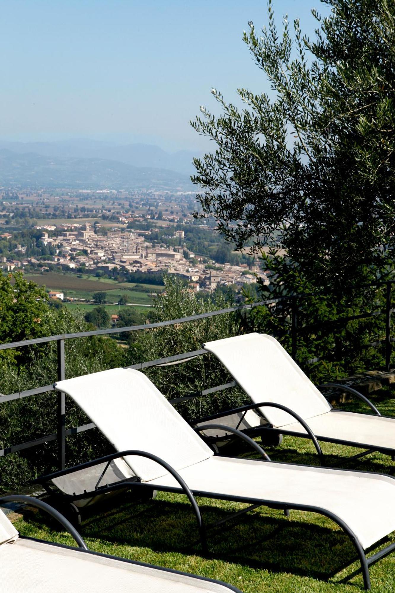 Affittacamere Il Poggio Dei Pettirossi Bevagna Esterno foto