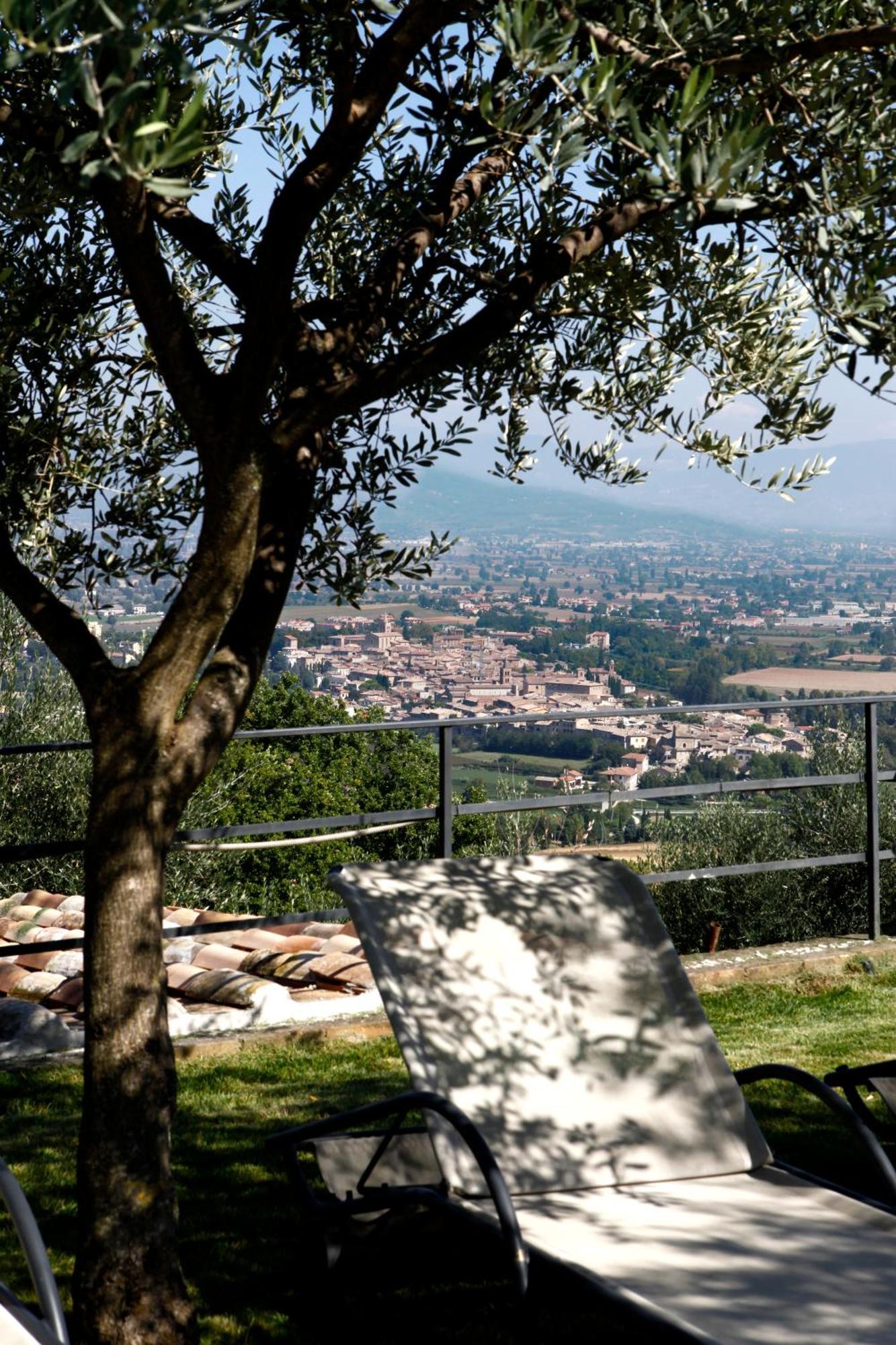 Affittacamere Il Poggio Dei Pettirossi Bevagna Esterno foto